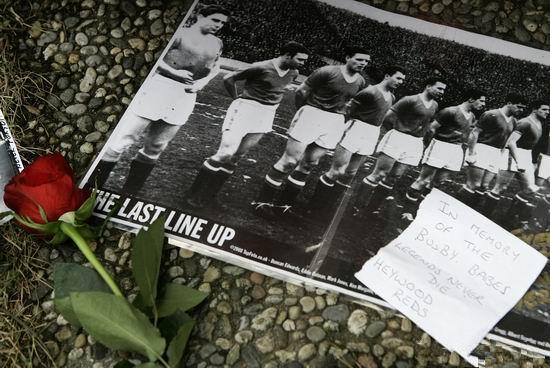 谁能介绍一下,曼联在慕尼黑的空难_足球_奇飞