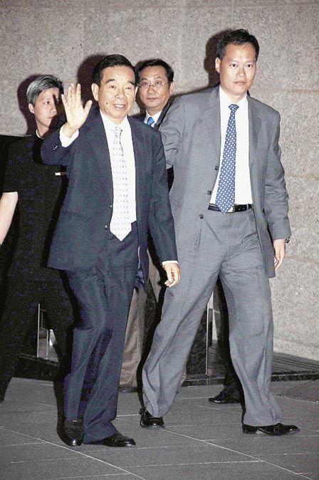 新世界发展名誉主席郑裕彤